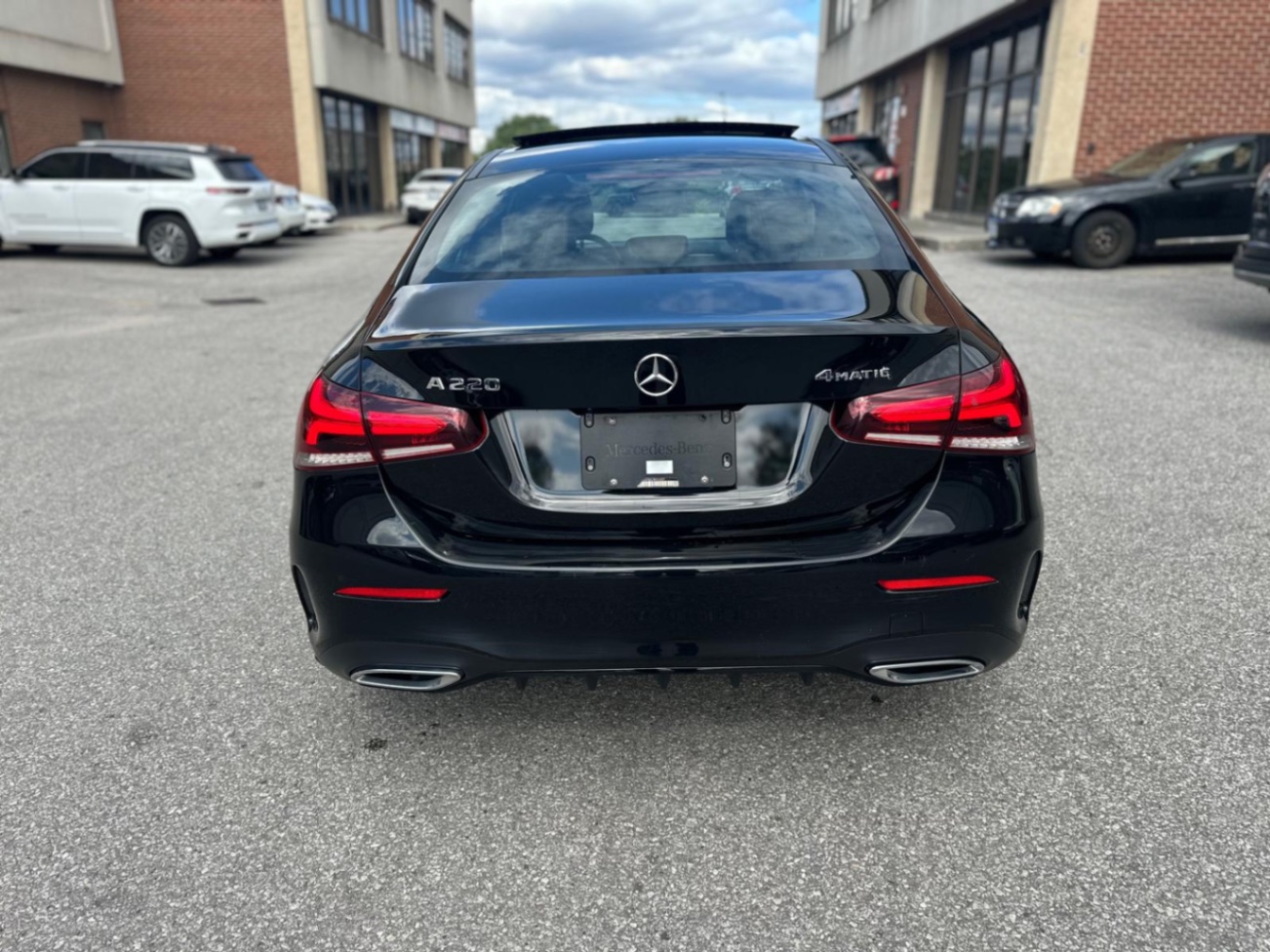 /yarafinecars/2020-Mercedes-Benz-A-Class-6083158383617773.jpg