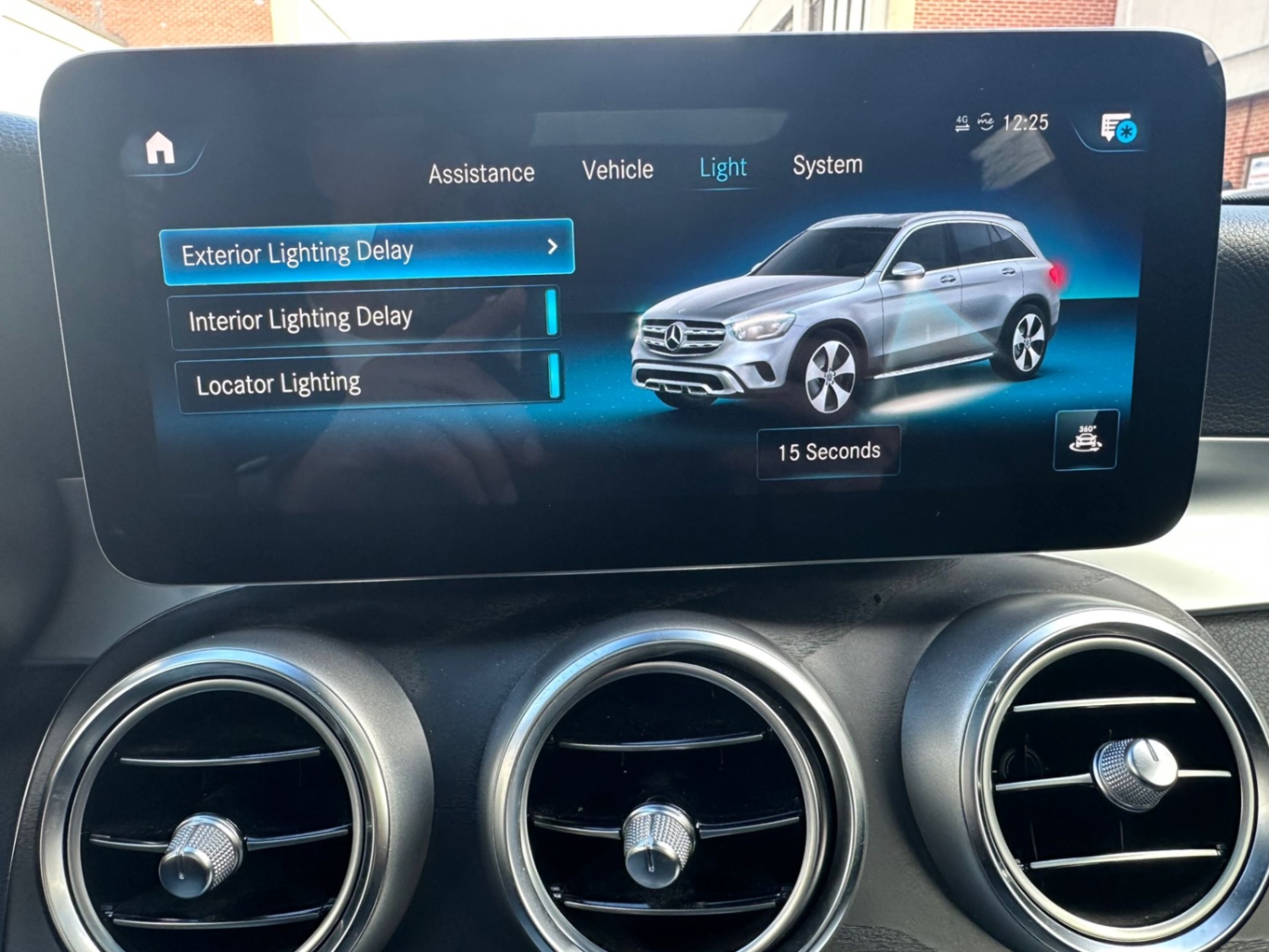 /yarafinecars/2020-Mercedes-Benz-GLC-class-3616664943365113.jpg