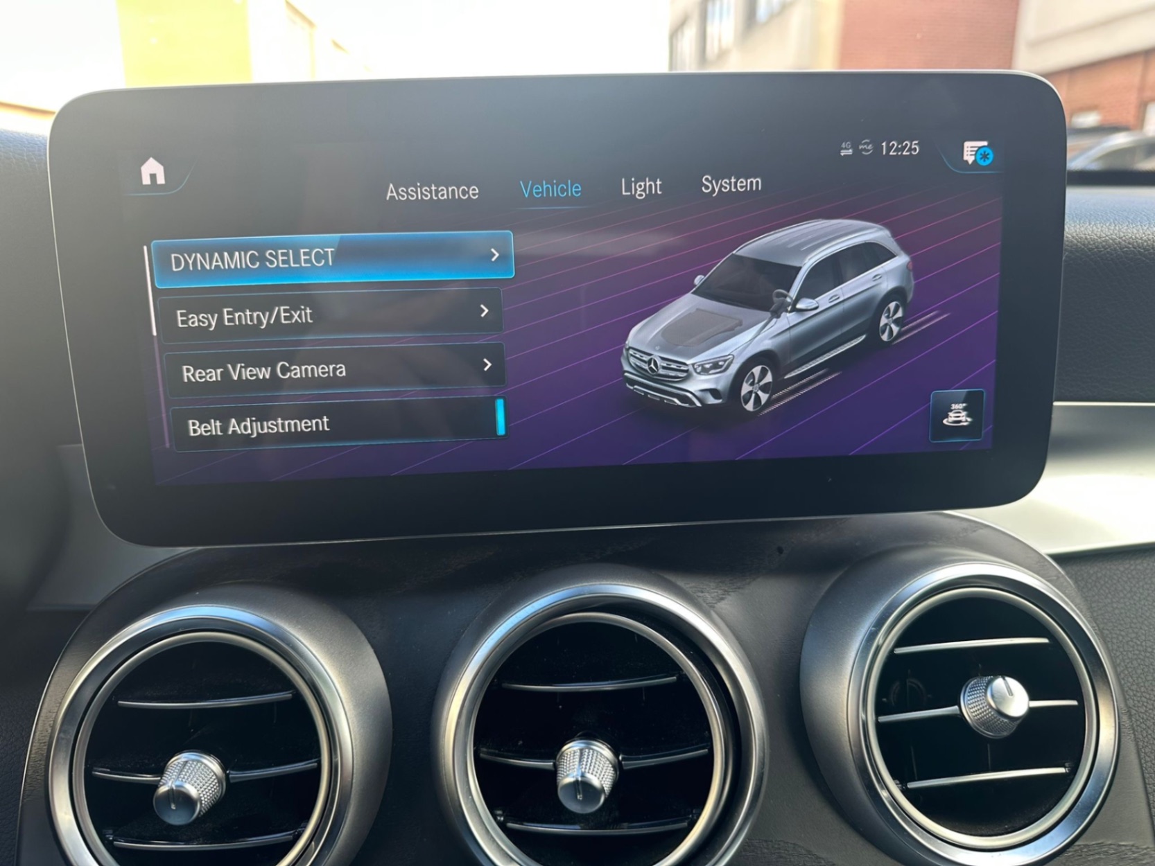 /yarafinecars/2020-Mercedes-Benz-GLC-class-5129850823897939.jpg