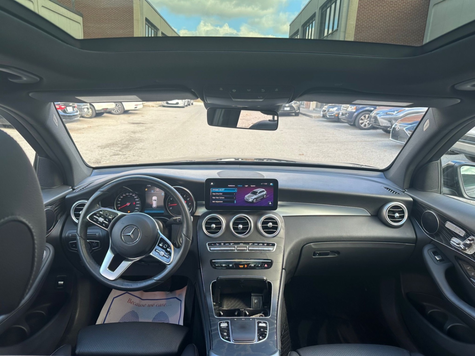 /yarafinecars/2020-Mercedes-Benz-GLC-class-9999058205367253.jpg