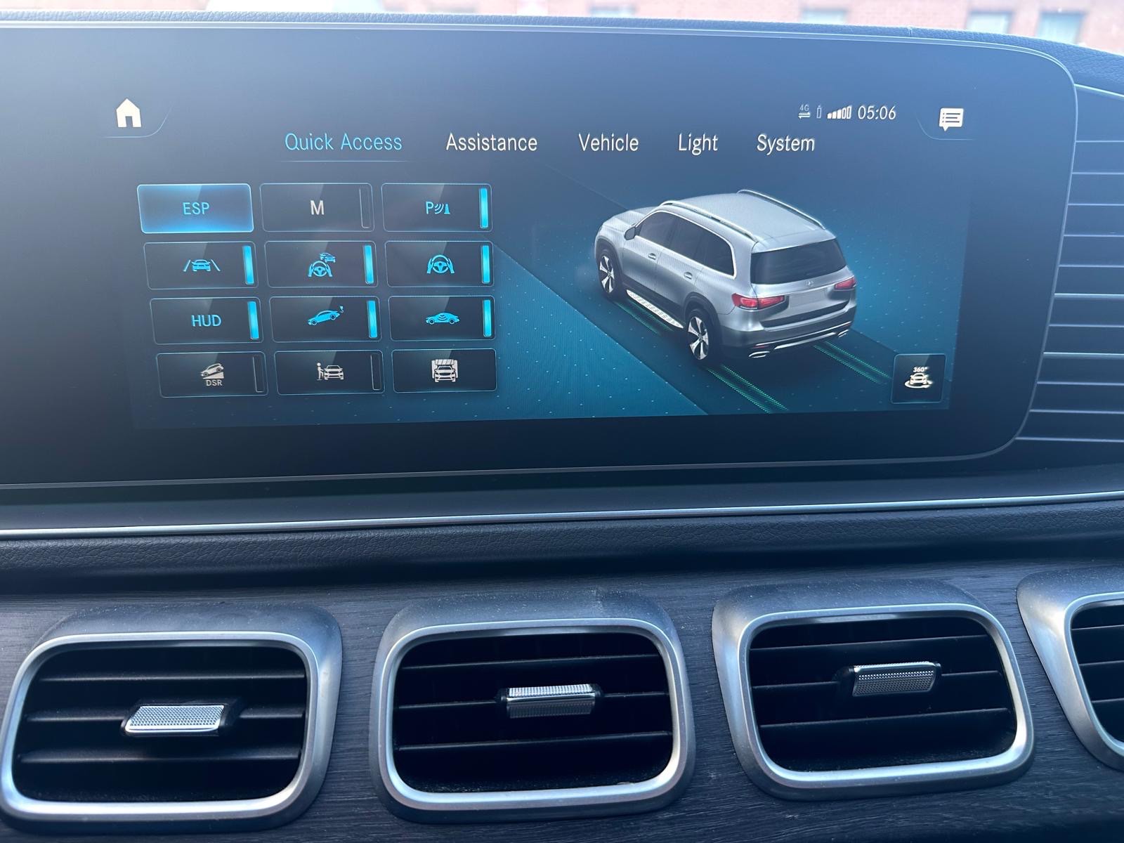 /yarafinecars/2020-Mercedes-Benz-GLS-class-10073777415494245.jpg