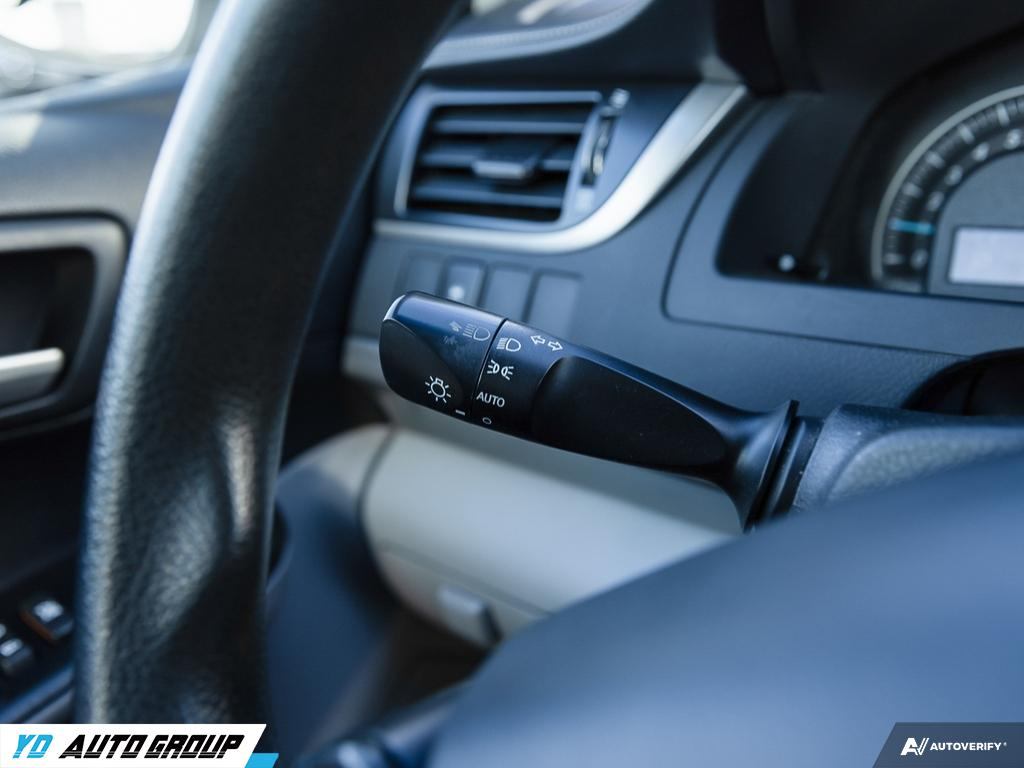 /ydautosalesinc/2012-Toyota-Camry-6841272170326052.jpg