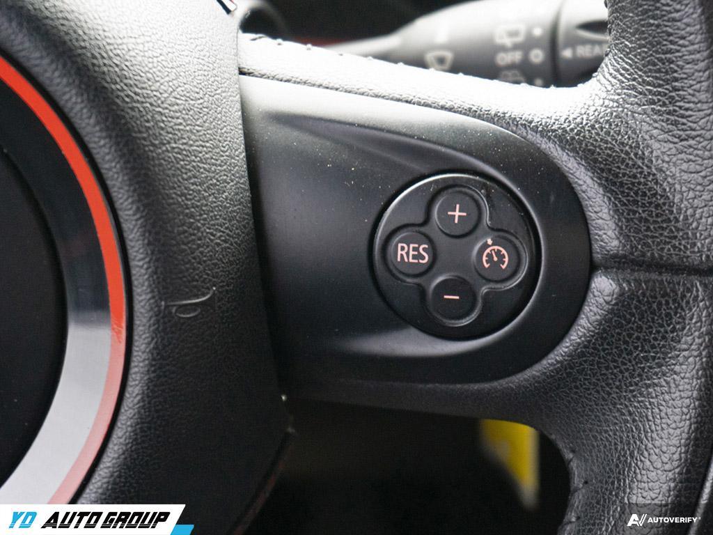 /ydautosalesinc/2013-MINI-CooperHardtop-17704496623085575.jpg