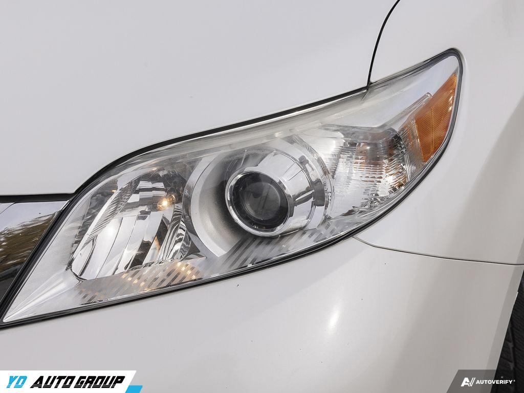 /ydautosalesinc/2014-Toyota-Sienna-02584658473466117.jpg