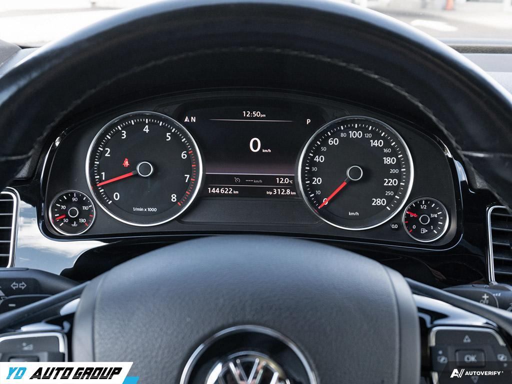 /ydautosalesinc/2014-Volkswagen-Touareg-30962812199587675.jpg