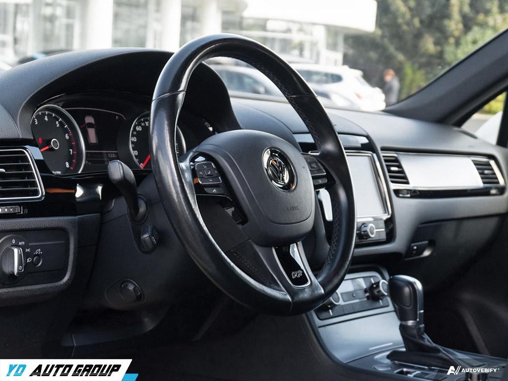 /ydautosalesinc/2014-Volkswagen-Touareg-37104538711798507.jpg