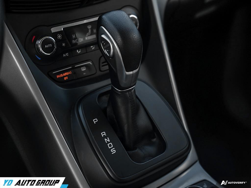 /ydautosalesinc/2015-Ford-Escape-7887942195400499.jpg
