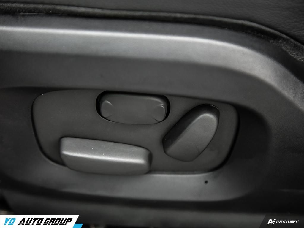 /ydautosalesinc/2015-LandRover-RangeRover-09418160395120712.jpg