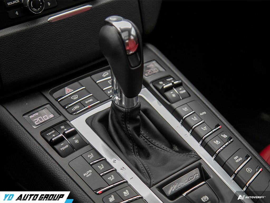 /ydautosalesinc/2015-Porsche-Macan-969885274264277.jpg