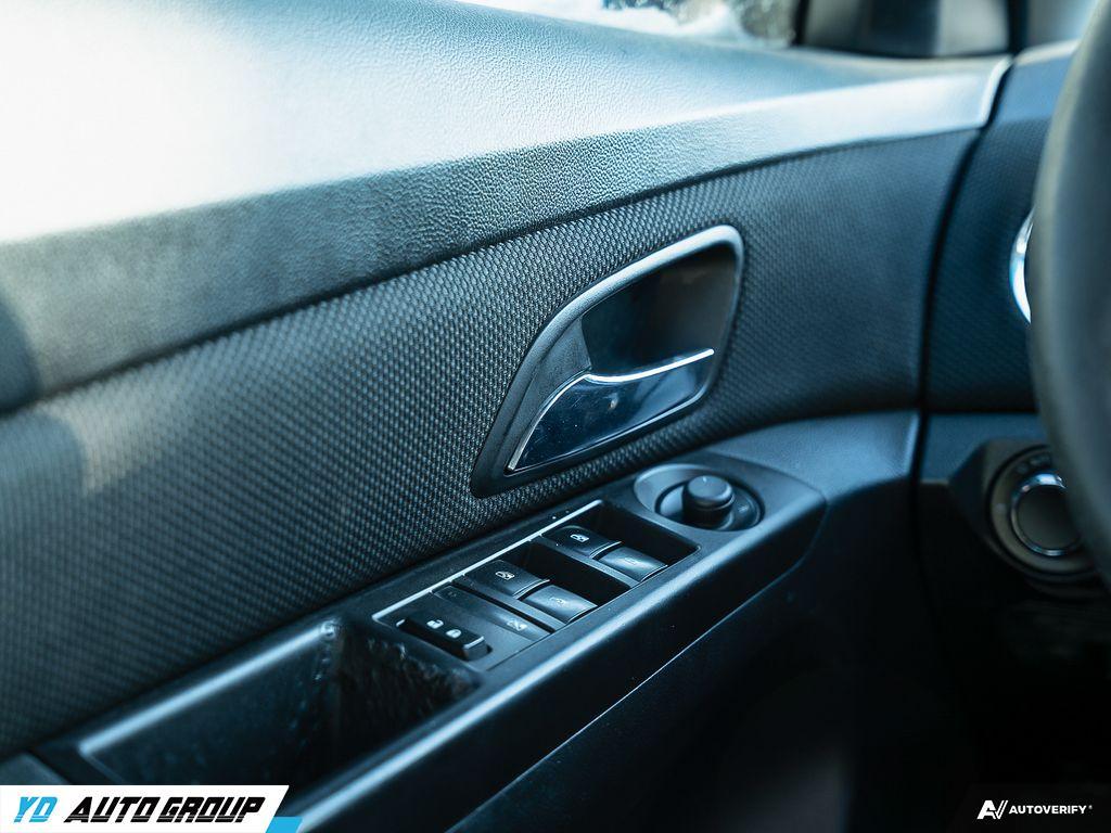 /ydautosalesinc/2016-Chevrolet-CruzeLimited-23875174255978227.jpg