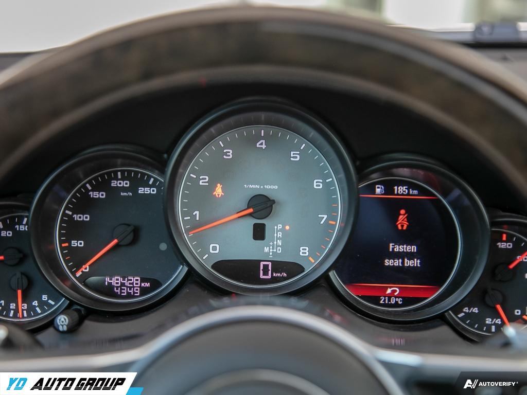 /ydautosalesinc/2016-Porsche-Cayenne-0010100321937542844.jpg