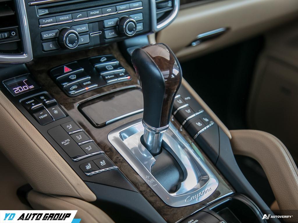 /ydautosalesinc/2016-Porsche-Cayenne-1047083136613598.jpg