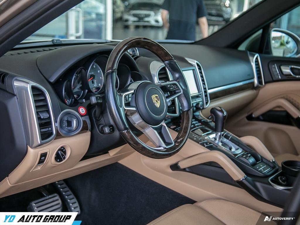 /ydautosalesinc/2016-Porsche-Cayenne-17302660577437878.jpg