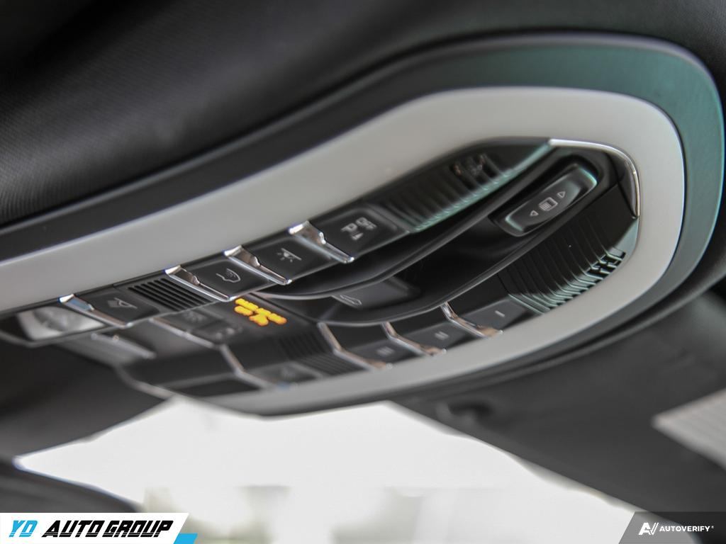 /ydautosalesinc/2016-Porsche-Cayenne-17792899312313293.jpg