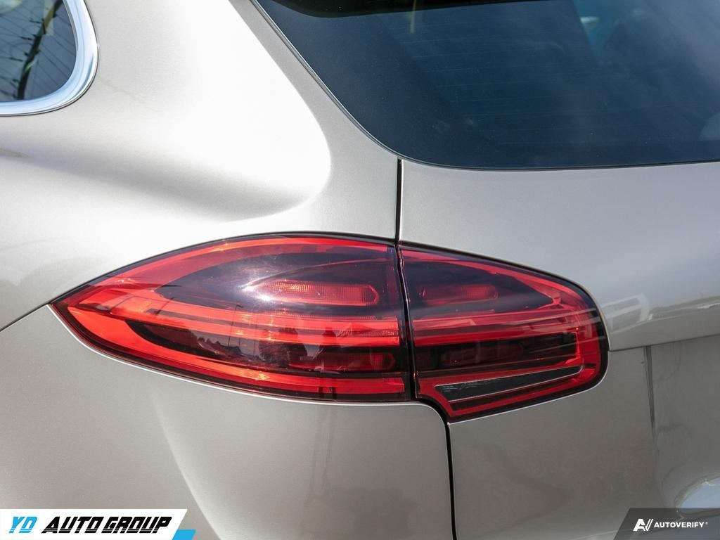 /ydautosalesinc/2016-Porsche-Cayenne-2048880079705271.jpg