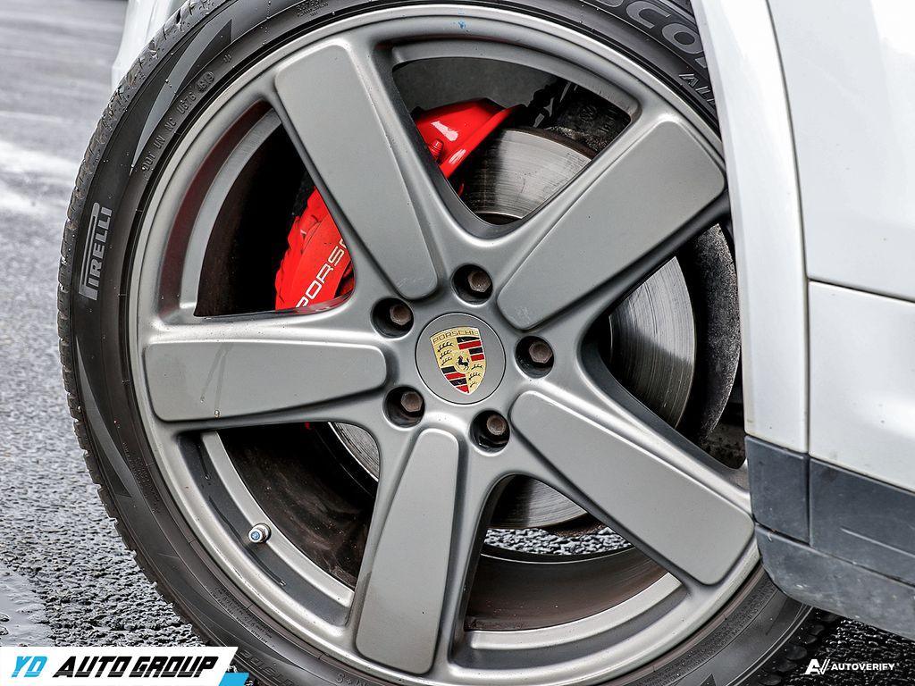 /ydautosalesinc/2017-Porsche-Cayenne-14890725281892236.jpg
