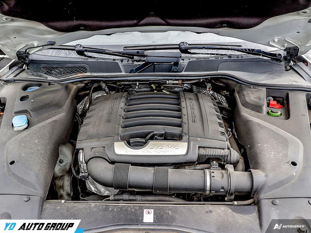 /ydautosalesinc/2017-Porsche-Cayenne-15031841965196668.jpg
