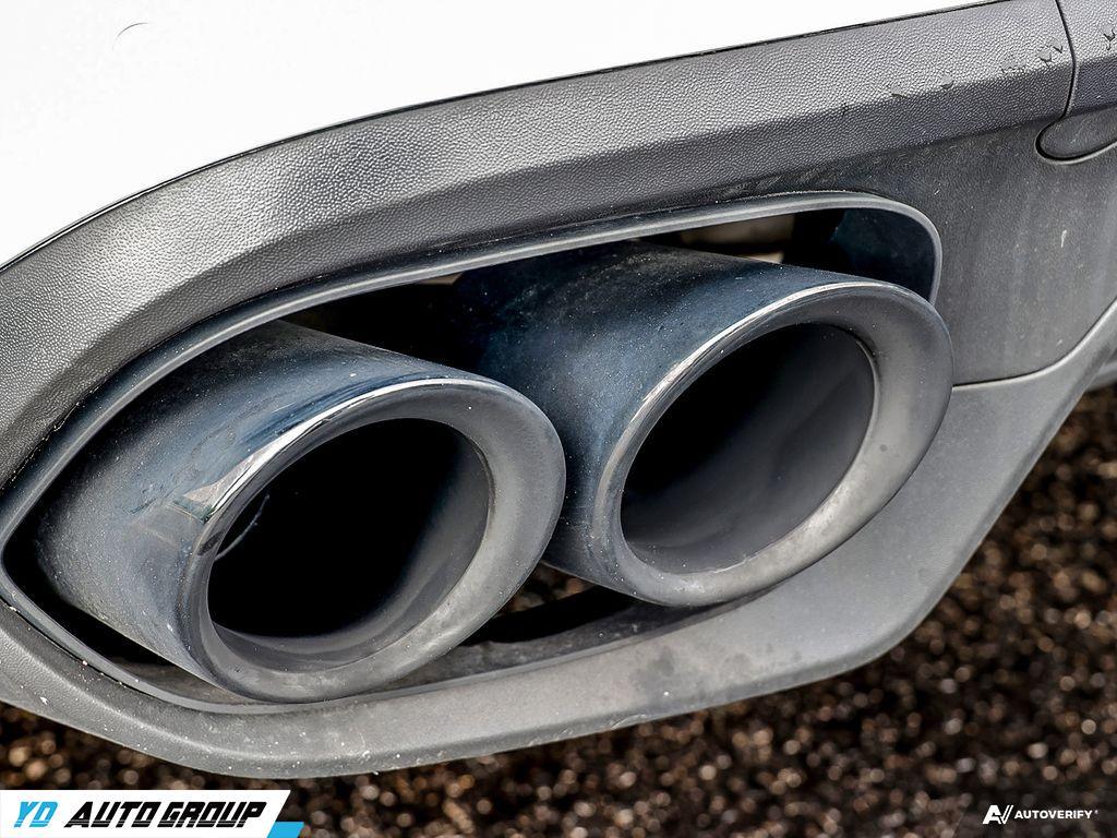 /ydautosalesinc/2017-Porsche-Cayenne-1670488664597798.jpg
