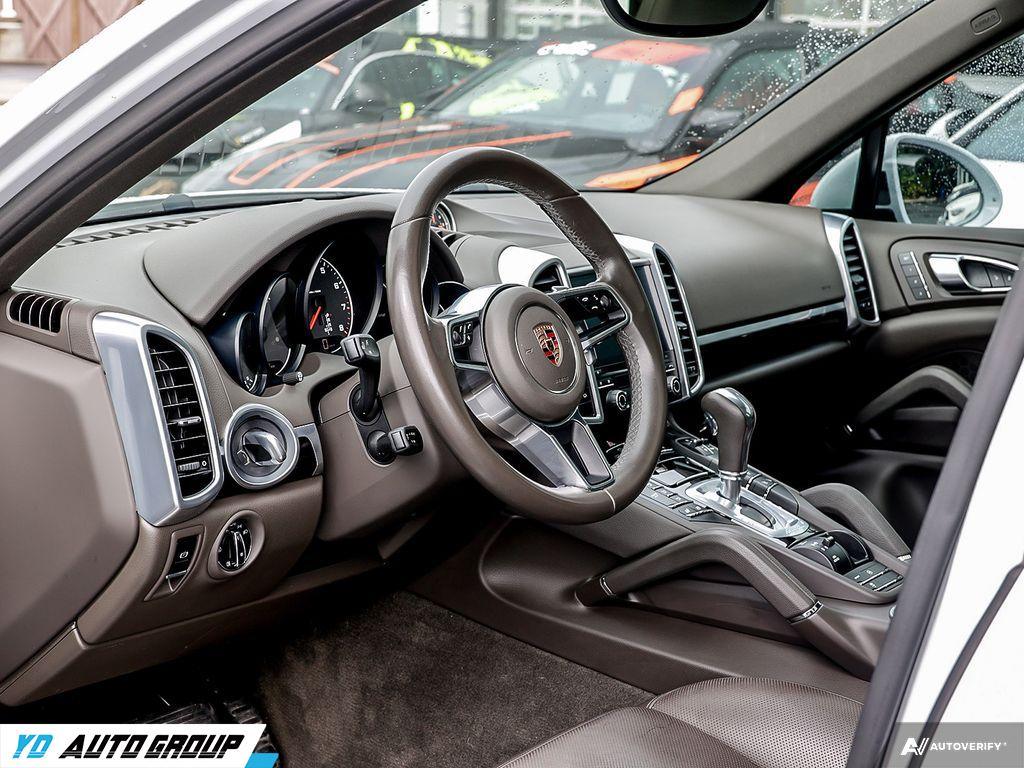 /ydautosalesinc/2017-Porsche-Cayenne-3532013995247518.jpg
