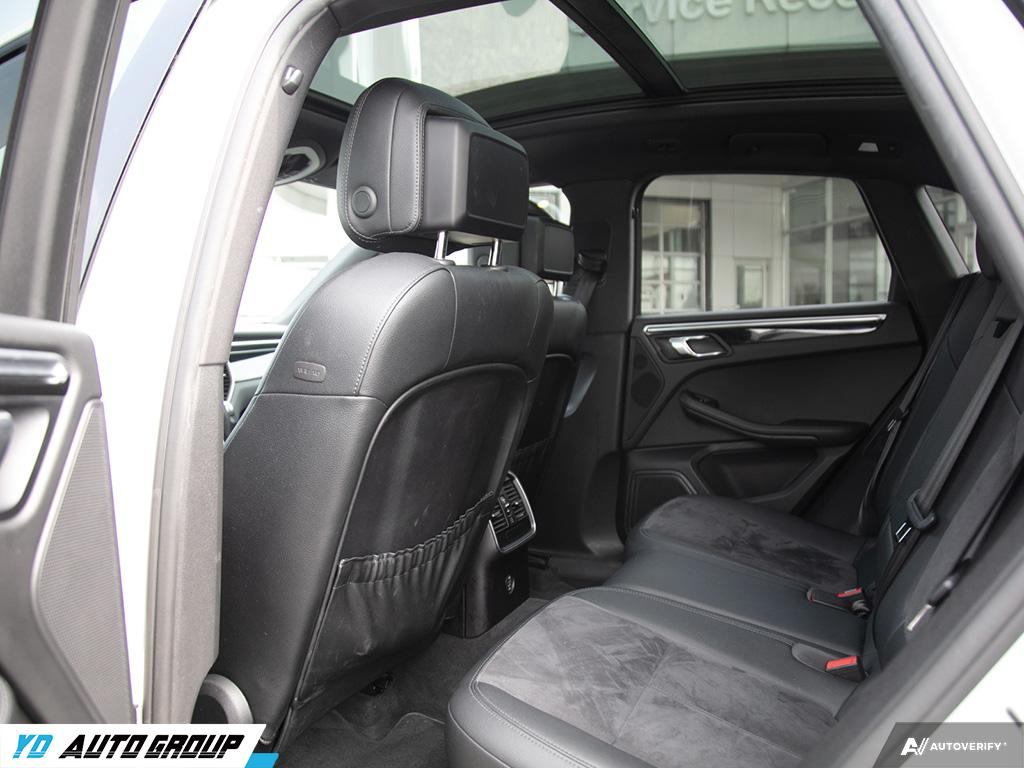 /ydautosalesinc/2017-Porsche-Macan-43928086352843776.jpg
