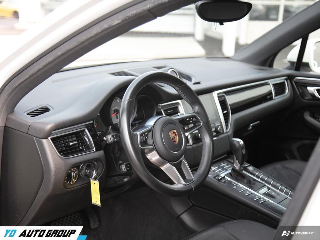 /ydautosalesinc/2017-Porsche-Macan-6545239371009806.jpg