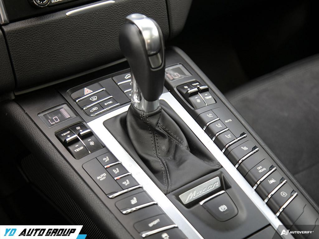 /ydautosalesinc/2017-Porsche-Macan-7805772101482713.jpg