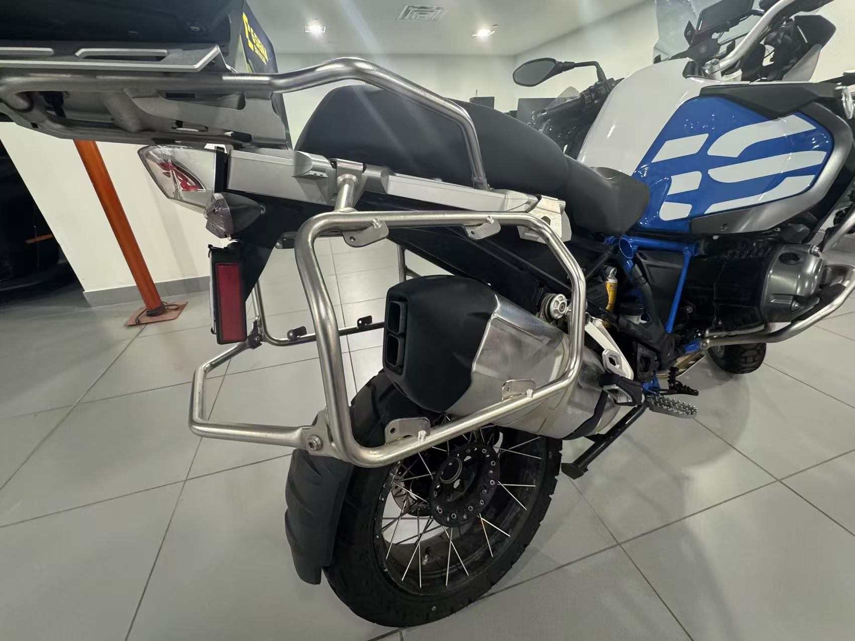 /ydautosalesinc/2018-BMW-R1200-7971753606575909.jpg