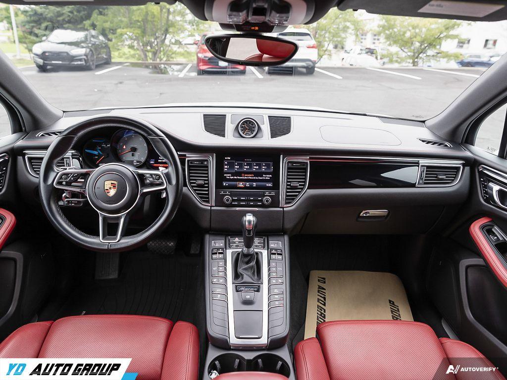 /ydautosalesinc/2018-Porsche-Macan-13520418126770717.jpg
