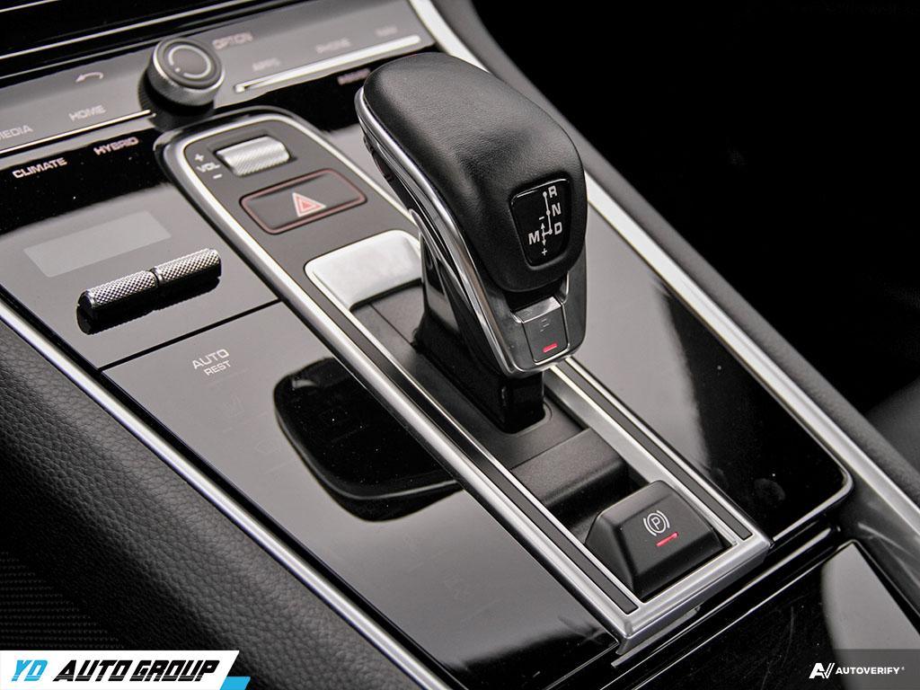 /ydautosalesinc/2018-Porsche-Panamera-8493270449565402.jpg