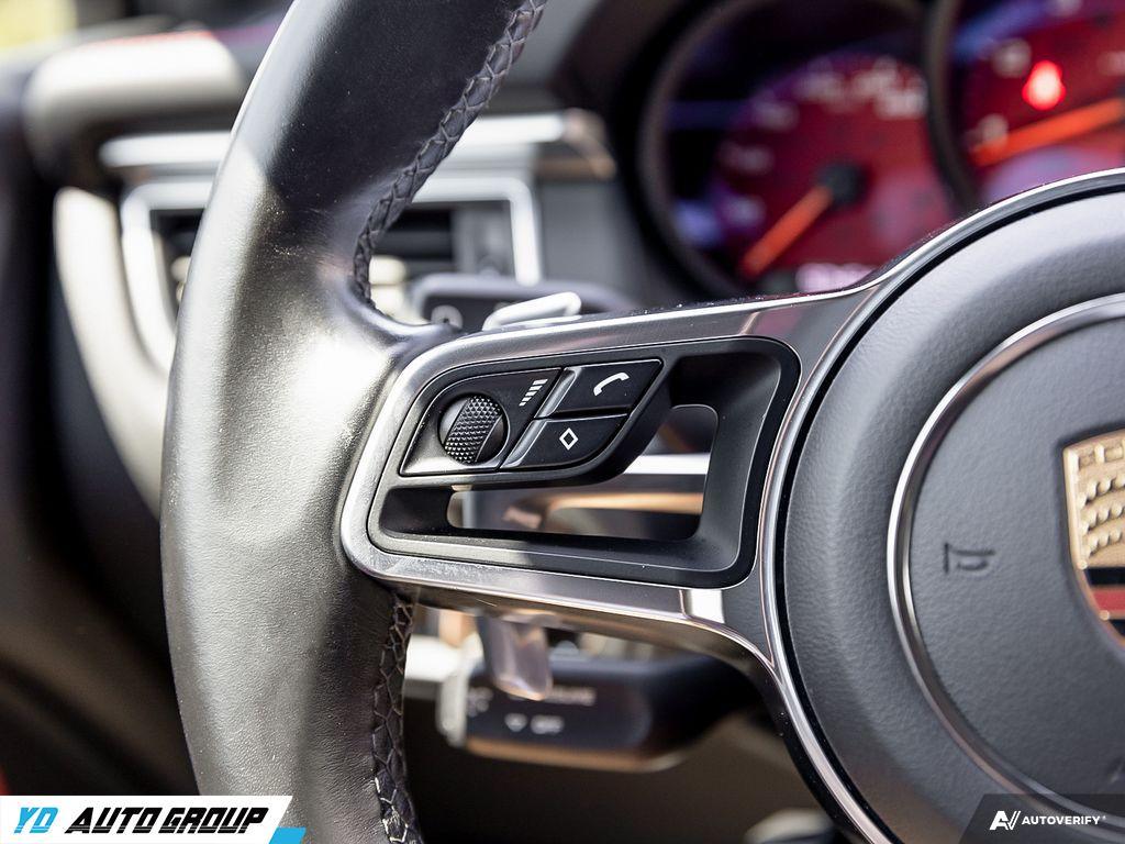 /ydautosalesinc/2018-Porsche-macan-23341789368186294.jpg