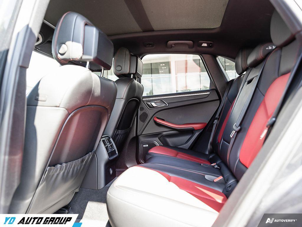/ydautosalesinc/2018-Porsche-macan-3787679028867237.jpg