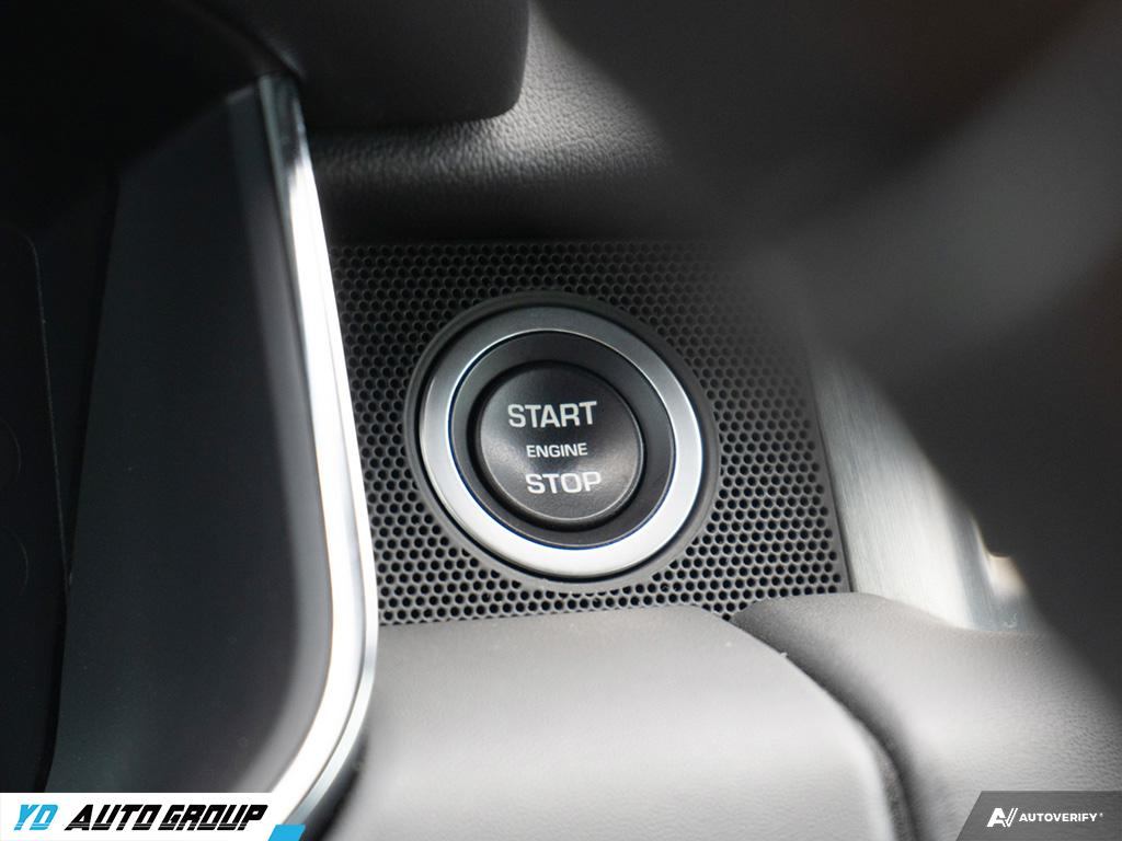 /ydautosalesinc/2019-LandRover-RangeRover-465776245137991.jpg