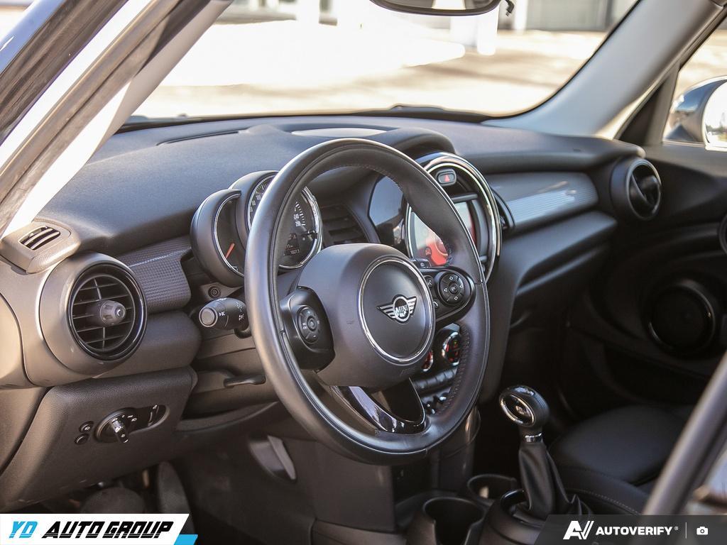 /ydautosalesinc/2019-MINI-5Door-11115290875642092.jpg