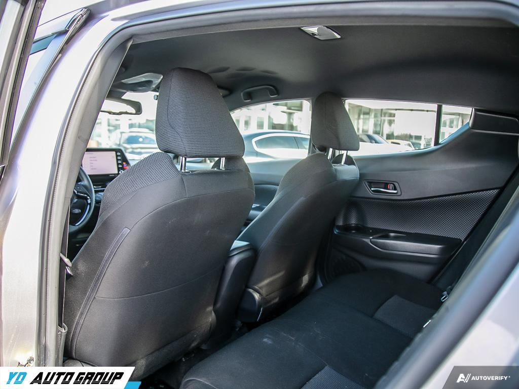 /ydautosalesinc/2019-Toyota-C-HR-6285926643236439.jpg