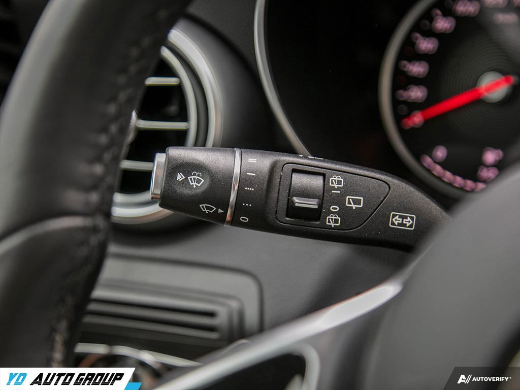 /ydautosalesinc/2021-Mercedes-Benz-GLC-class-29149680558142865.jpg