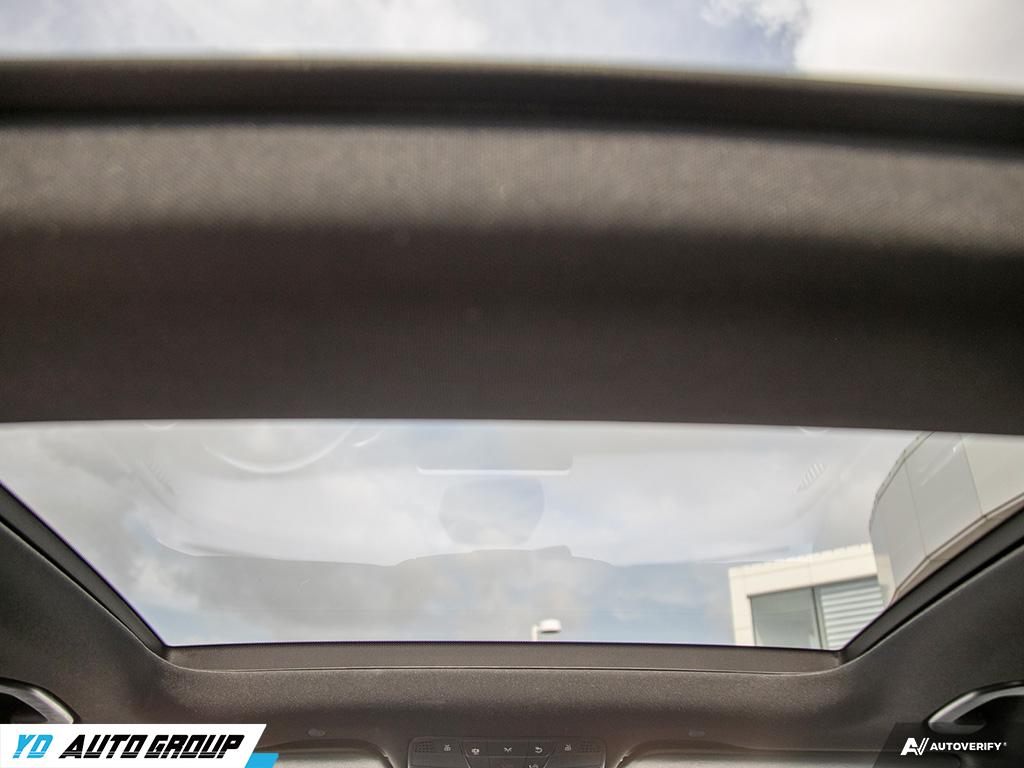 /ydautosalesinc/2021-Mercedes-Benz-GLC-class-7773476115977567.jpg