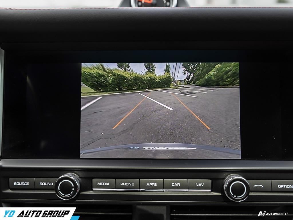 /ydautosalesinc/2021-Porsche-Macan-5587021436658584.jpg
