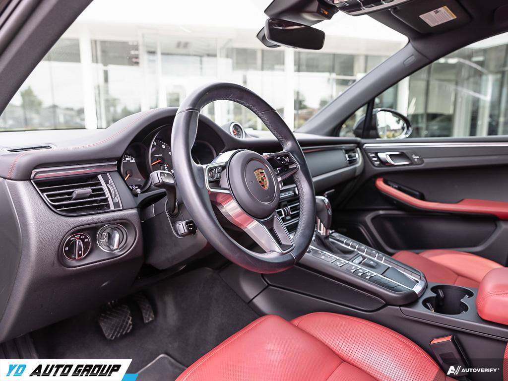 /ydautosalesinc/2021-Porsche-Macan-7055424901443386.jpg