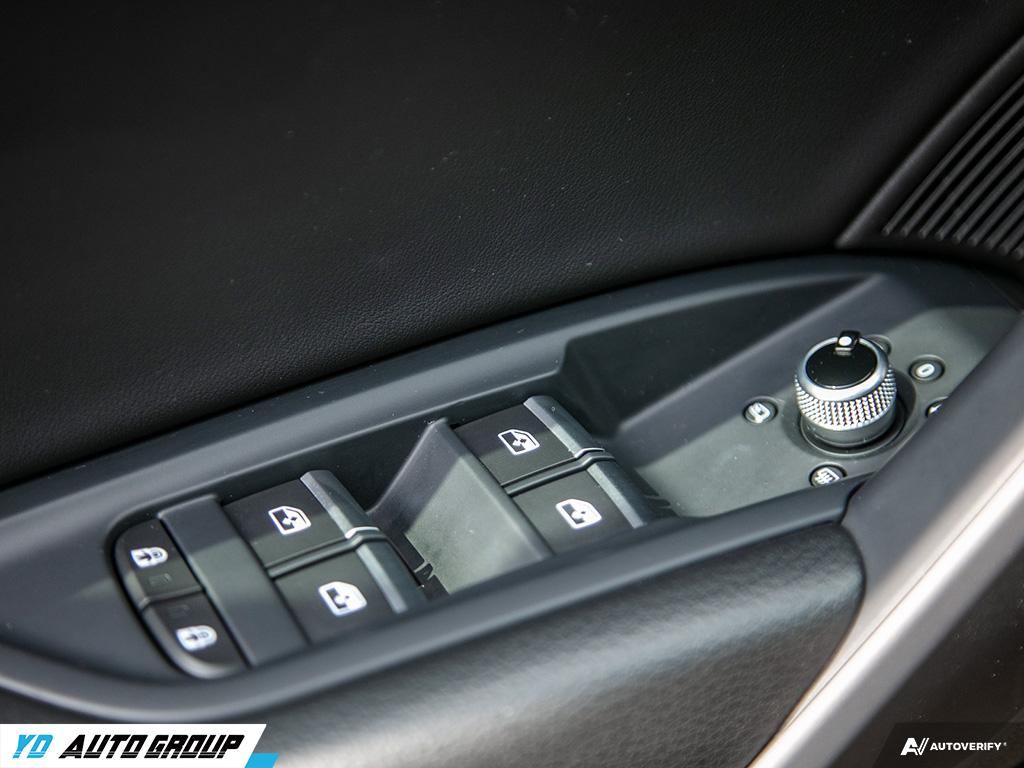 /ydautosalesinc/2022-Audi-Q5Sportback-38906403516861277.jpg