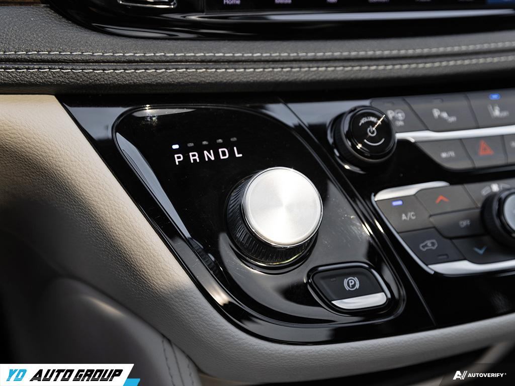 /ydautosalesinc/2022-Chrysler-PacificaHybrid-05866596591674833.jpg