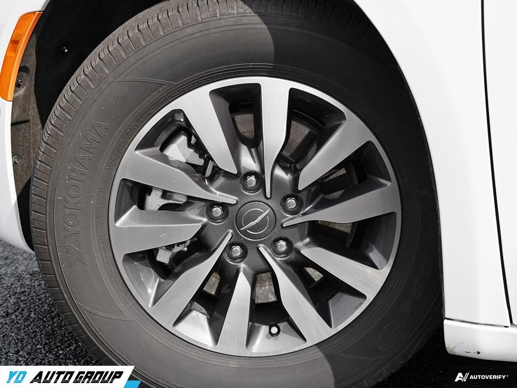 /ydautosalesinc/2022-Chrysler-PacificaHybrid-8542225783562689.jpg