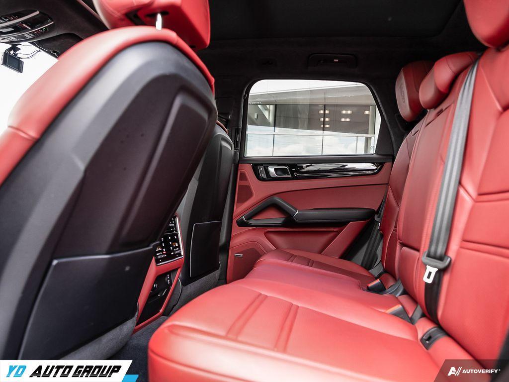 /ydautosalesinc/2022-Porsche-Cayenne-01761712655680614.jpg