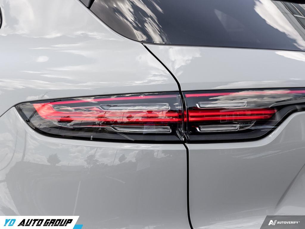 /ydautosalesinc/2022-Porsche-Cayenne-8225595627766815.jpg