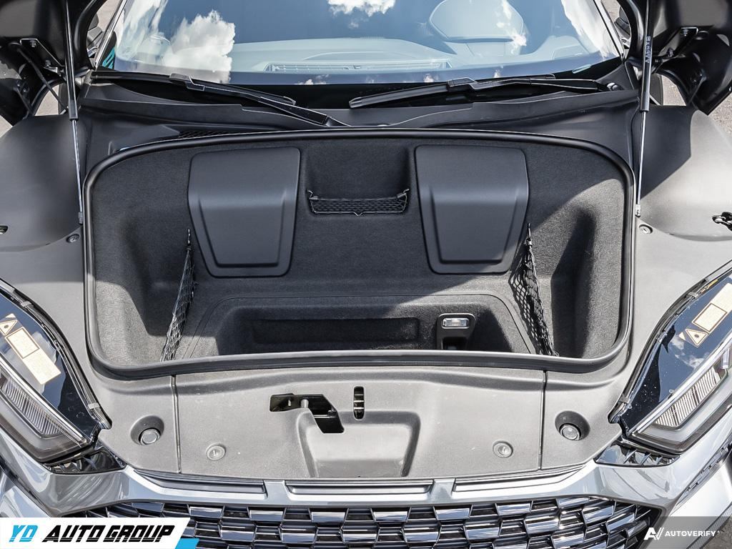 /ydautosalesinc/2023-Audi-R8-08355230385028234.jpg