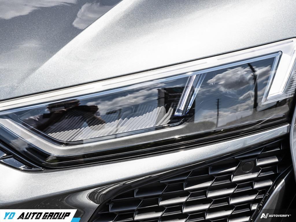 /ydautosalesinc/2023-Audi-R8-5966120962691164.jpg