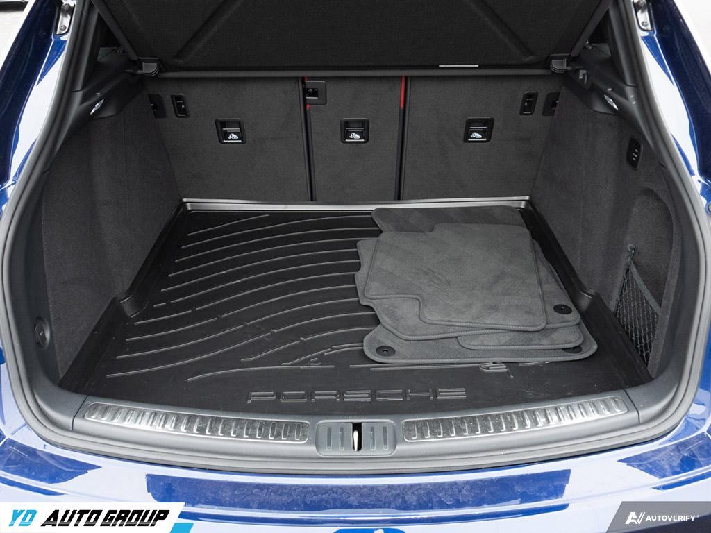 /ydautosalesinc/2023-Porsche-Macan-6016856461888267.jpg