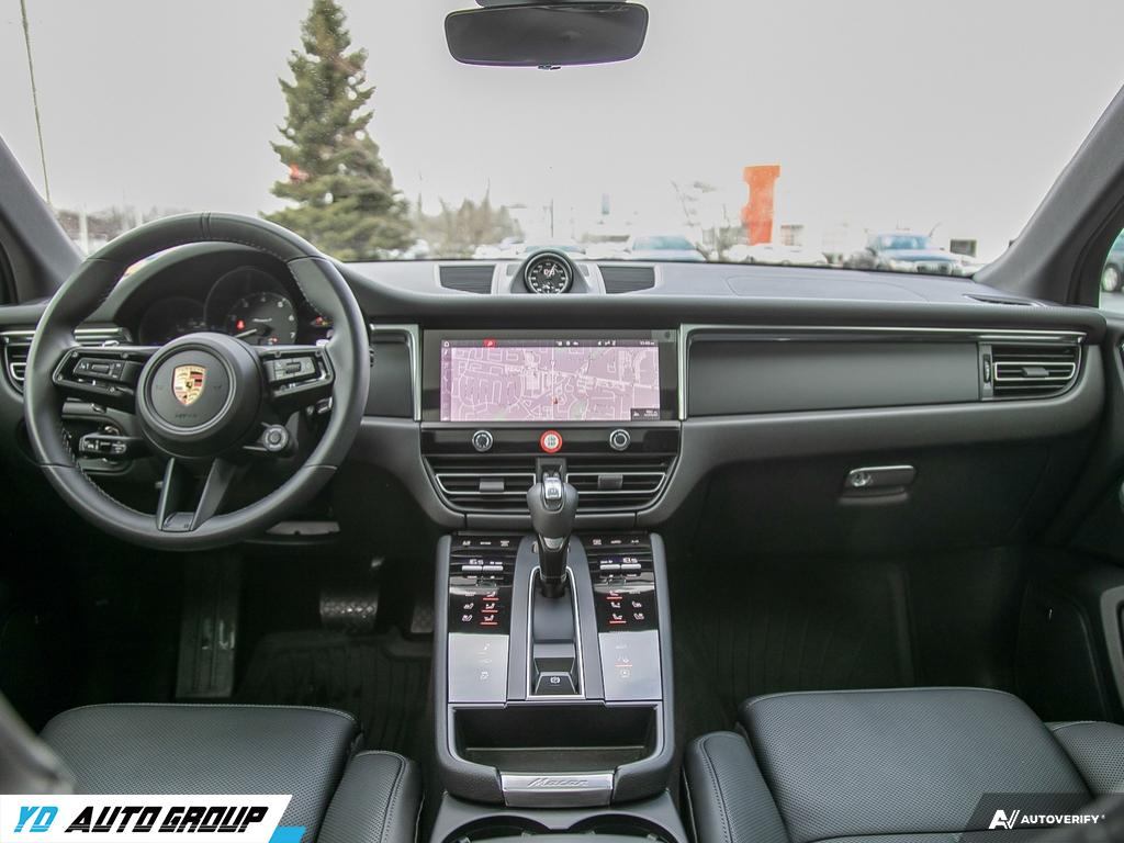 /ydautosalesinc/2023-Porsche-Macan-8349331529827759.jpg