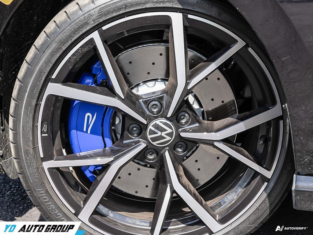 /ydautosalesinc/2023-Volkswagen-GolfR-7184032927859649.jpg