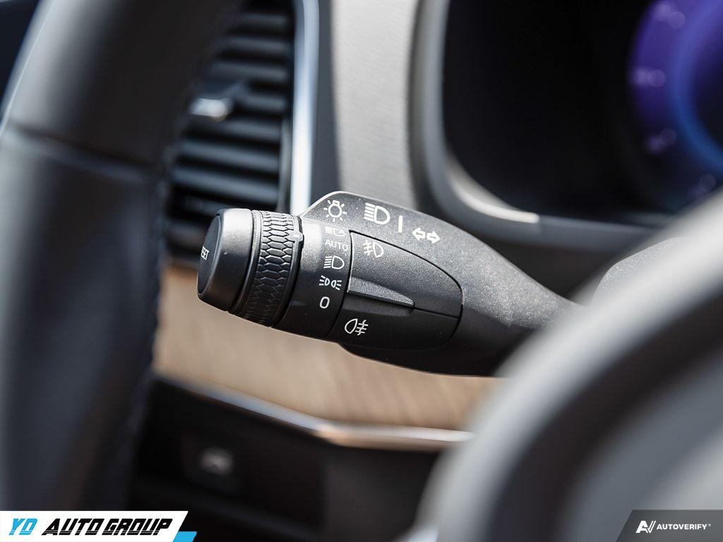 /ydautosalesinc/2023-Volvo-XC90-9425738912559056.jpg