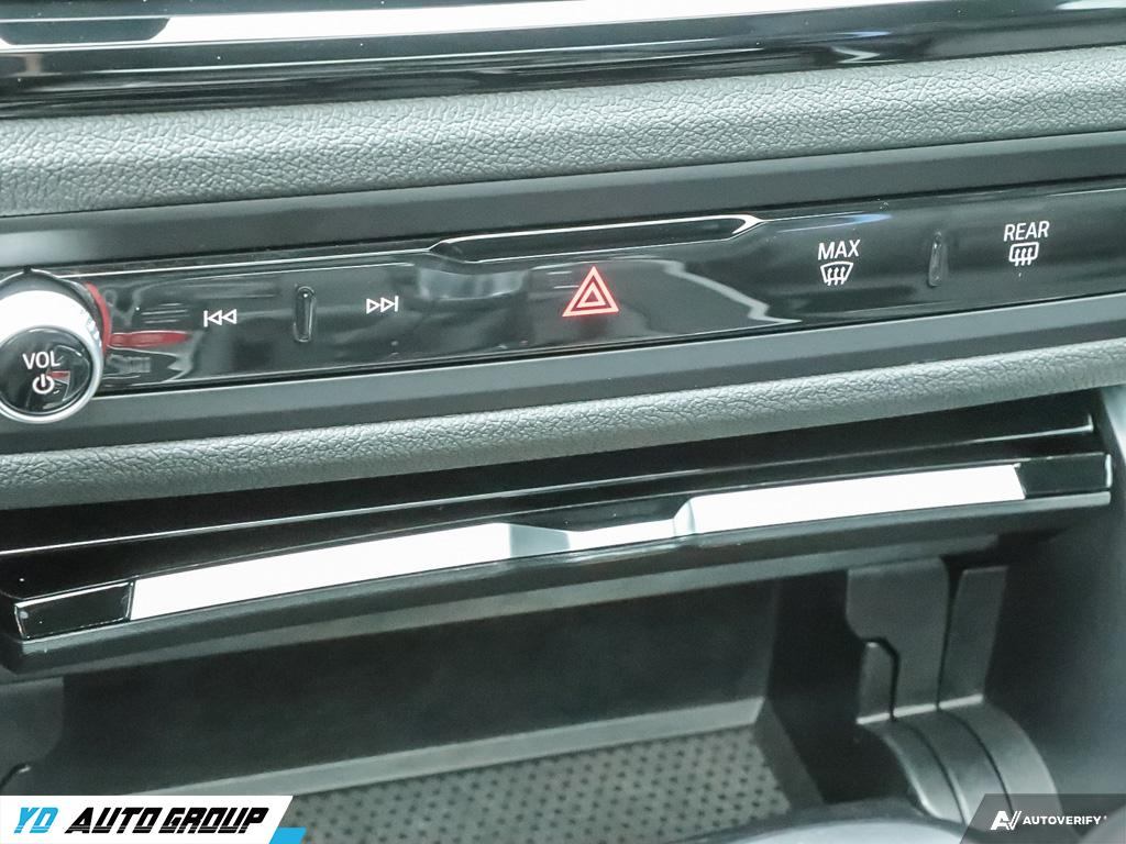 /ydautosalesinc/2024-BMW-M2-034082702518076324.jpg